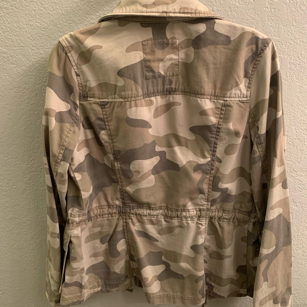 Cameo jacket